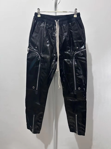 Pantalon cargo en cuir pour homme, style moto, noir enduit, tendance safari, avec poches, style utilitaire - Product Image 5