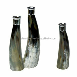 Bouteille à boire naturelle faite à la main, écologique, de forme personnalisée moderne avec couvercle pour la reconstitution historique et les collectionneurs - Product Image 6