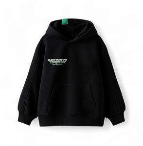 Sweat-shirt épais et surdimensionné avec une coupe ample et stylée, doublure en polaire ultra-douce et poignets renforcés pour une durabilité accrue. - Product Image 4