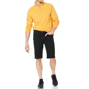 Shorts en jean noir pour homme, taille mi-haute, en coton, décontractés, avec poches, fermeture boutonnée, bonne qualité et confortables. - Product Image 3