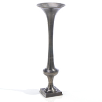 Carafe à eau de luxe moderne vintage haut de gamme, écologique, en acier inoxydable martelé avec poignée en bois, capacité 1L, pour la maison