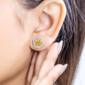 Superbes boucles d'oreilles classiques en zircon taille poire, en argent 925 plaqué rhodium, serties griffes, parures de bijoux de luxe pour femme pour mariage - Product Image 4