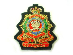 Badges brodés faits main personnalisés en fil d'or, OEM ODM, vente en gros, badges en métal, broderie artisanale sur mesure - Product Image 4