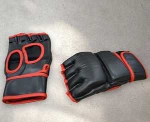 ถุงมือ MMA แบบมืออาชีพ โลโก้สั่งทำได้ หนัง PU คุณภาพสูง เป็นมิตรต่อสิ่งแวดล้อม ระบายอากาศได้ดี ปิดด้วยแถบตีนตุ๊กแก XERET SPORTS MMA-002 กันลื่น - Product Image 5