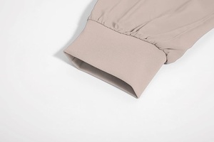 Conjunto de uniformes quirúrgicos con logotipo personalizado para médicos y enfermeras - Product Image 3