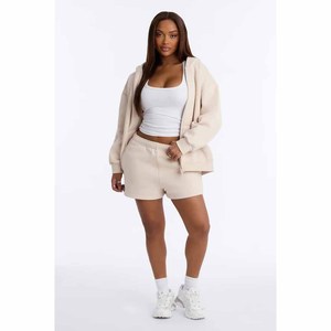Conjunto de dos piezas de pantalones cortos con capucha de forro polar beige para mujer, informal, holgado, de color liso, de punto, por encima de la rodilla - Product Image 3