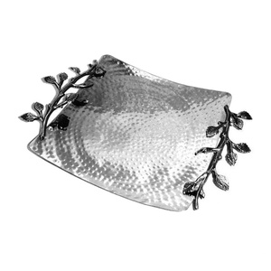 Plateau de service moderne en métal de haute qualité avec poignées Plateau en aluminium réutilisable de qualité alimentaire pour le service des serveurs - Product Image 5