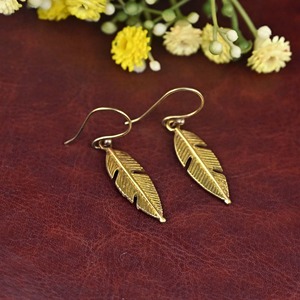 Pendientes de Latón Multicolor de Estilo Vibrante, Acabado Colorido, Precio de Fábrica al por Mayor, Artesanía en Metal - Product Image 4