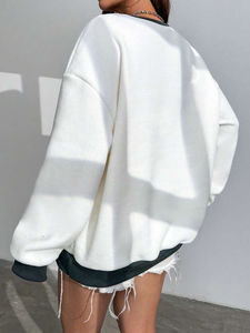 Pull col montant léger et respirant 100 % coton pour femme, coupe oversize à épaules tombantes, personnalisable avec logo OEM – Qualité supérieure - Product Image 4