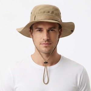 Sombrero Boonie Caqui Personalizado de Ala Ancha para Safari y Actividades al Aire Libre con Correa Ajustable para la Barbilla, Cierre de Cordón y Ojales de Ventilación - Fabricante OEM - Product Image 1