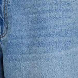 กางเกงยีนส์ขาสั้นทรงตรงเอวกลางแบบวินเทจสำหรับผู้ชาย ผลิตจากวัสดุรักษ์โลก แห้งเร็ว ระบายอากาศได้ดี เหมาะสำหรับฤดูใบไม้ร่วง สีพื้นเรียบง่าย สวมใส่สบาย - Product Image 5