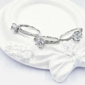 Anillo de Diamante Cultivado en Laboratorio de 1 Quilate, Estilo Clásico para Mujer, Chapado en 4 Capas de Plata de Ley, Chapado en Rodio, para Boda o Compromiso - Product Image 2