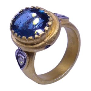Wedding Wear 925 Sterling <b>Silver</b> Gold Plated Jewelry <b>Emerald</b> Diamond Gemstone Women Wear Classic <b>Ring</b> - Product Image 1