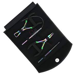 Kit d'outils pour extensions de cheveux multicolores Micro Link avec pince à sertir les perles, pince à sertir, applicateur et outil à boucle et crochets, dans un étui - Product Image 1