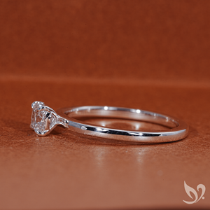 Bague en diamant de laboratoire certifié IGI, taille coussin 0,50 carat, en or blanc 18 carats |   Bague de fiançailles solitaire - Product Image 5