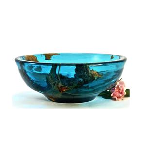 Bol artistique en résine époxy et bois, avec motifs naturels du bois scellés dans une résine brillante, pour un usage décoratif et de service. - Product Image 4