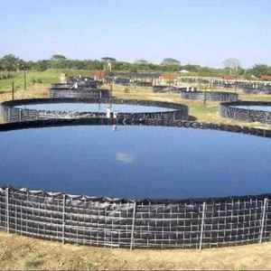 MACRO ®   Géomembrane HDPE Premium pour la récupération des eaux de pluie ASTM GRI GM13 1,50 mm – Barrière d'étanchéité pour réservoirs, canaux et applications aquatiques - Product Image 2