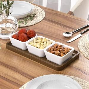 Plateau de rangement rectangulaire en bois pour lavabo de salle d'eau et présentoir de parfums – Organisateur moderne et minimaliste en bois - Product Image 5