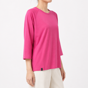 T-shirt en tricot uni tendance pour femmes, manches trois quarts, col rond, coton, décontracté, à porter tous les jours, design personnalisé OEM/ODM - Product Image 2