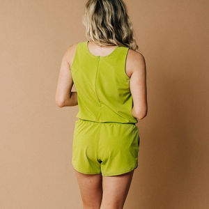 Débardeur de sport pour femme personnalisé en gros, marque privée, en tissu tissé respirant pour l'entraînement, vêtements de sport vierges - Product Image 3