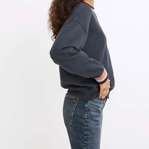 Vente en gros de sweats à capuche douillets en polaire pour femmes, personnalisables, avec poche géante, pour les voyages, sur commande - Product Image 2