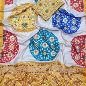 Sari en soie crêpe de qualité supérieure avec imprimé numérique Patola, travail miroir et chemisier non cousu assorti, prix de gros par Royal Export - Product Image 4