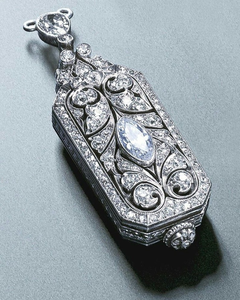 Colgante de Medallón Abrible Antiguo, Estilo Art Déco y Edwardiano, Años 1910, para Mujer, con Diamante de Corte Marquesa, Ideal para Fiestas - Product Image 1