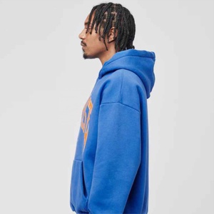 Sweat à capuche graphique oversize en molleton bleu roi, épais, à épaules tombantes, avec imprimé lettres, vente en gros - Product Image 4