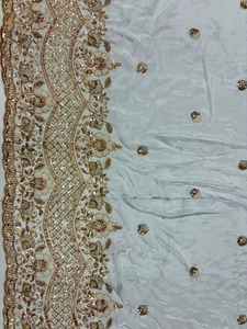 Tissu en crêpe de soie pur de qualité supérieure, élégant, avec broderie perlée à la main, pour vêtements de soirée et collection de mariée, à bon prix. - Product Image 6