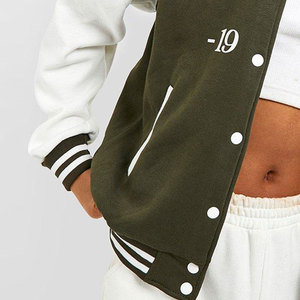 แจ็คเก็ตเลตเตอร์แมนสำหรับผู้หญิงสไตล์สตรีท คอปกและชายเสื้อแบบริบ พร้อมกระดุมแป๊กที่ทนทาน - Product Image 6