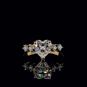 แหวนเงิน 925 ประดับมอสซาไนต์รูปหัวใจ ดีไซน์หรูหรา เหมาะสำหรับงานหมั้น งานแต่งงาน ของขวัญสุดโรแมนติกสำหรับผู้หญิง - Product Image 2