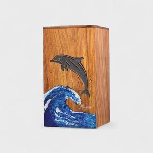 Caja de Recuerdos de Resina con Ondas Oceánicas de Lujo, Caja de Madera Hecha a Mano con Arte Epóxico Inspirado en la Playa, Caja de Madera Premium para Guardar Recuerdos - Product Image 2