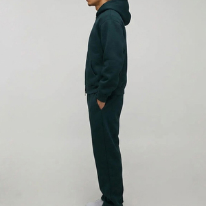 Comfortable Oversize Men Zipper Tracksuit Relaxed Sports Outfit Custom Design Oversize Men Zipper Tracksuit - Product Image 4