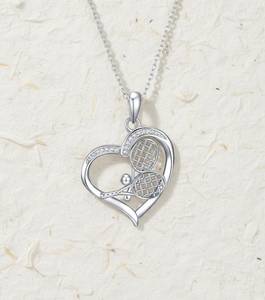 Collar de Plata de Ley 925 con Colgante de Raqueta de Tenis, Regalo para Amantes del Tenis, Joyería Deportiva para Mujer - Product Image 2