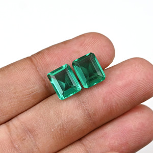 Cuarzo Esmeralda de Alta Calidad, Corte Briolette Octogonal de 10x12mm, Gemas Sueltas Facetadas de Alto Brillo para la Fabricación de Joyas, Colgantes y Pendientes - Product Image 3
