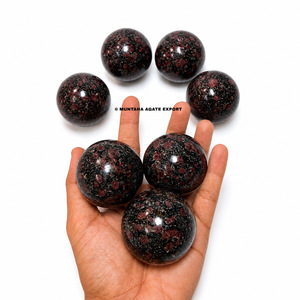 Esfera de Cristal de Alta Calidad de Ágata Muntaha Hecha a Mano con Granate de Feng Shui en Astrophyllite, Coleccionable Artístico para el Hogar - Product Image 2