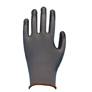 Les gants de jardinage enduits de nitrile offrent une ajustement flexible, une prise en main sécurisée et une protection durable de la paume pour les activités de maintenance en extérieur. - Product Image 2