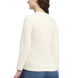 Pull en maille côtelée chic et luxueux pour femme, col rond, coupe ample, respirant, style décontracté, service OEM depuis le Bangladesh - Product Image 3