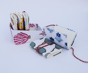 Agenda de Bolsillo con Cubierta de Tela de Algodón Estampada a Mano, Tapa Dura, Lápiz y Papel Hecho a Mano - Set de Regalo Perfecto - Product Image 4