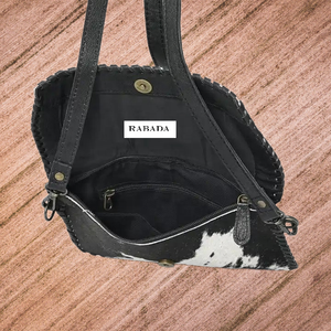 Sac à bandoulière fait à la main en forme de croix usiné de créateur avec des sangles assorties au dos en cuir pleine fleur - Product Image 5