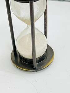 Sablier Commando de 3'' entièrement en aluminium, design tendance pour fête d'anniversaire - Product Image 4