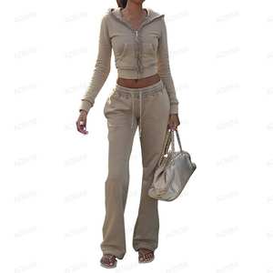Ensemble de survêtement streetwear imprimé sur mesure, délavé à l'acide, effet usé, avec sweat à capuche court zippé et pantalon de survêtement uni, coupe ajustée - Product Image 3