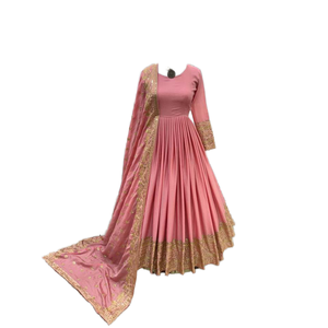 Robe de soirée XL de créateur, entièrement brodée, avec des sequins, tenue de soirée, robe avec pantalon et dupatta - Product Image 1