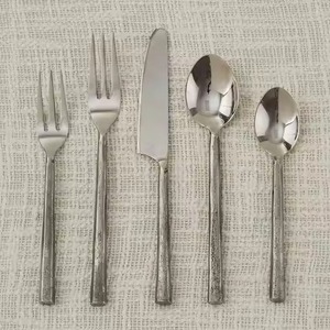 Juego de Cubiertos de Metal Moderno para Cocina, Juego de Cubiertos de Acero Inoxidable, Cuchara, Tenedor, Cuchillo, Vajilla Elegante y Duradera para Mesa de Comedor - Product Image 1