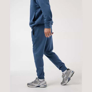 Vestes de sport personnalisées de haute qualité avec logo, motif uni, veste matelassée chaude pour l'hiver, 100% coton imprimé - Product Image 4