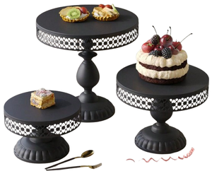 Soporte Decorativo para Pastel de Hierro con Arte Metálico Clásico, Diseño Moderno, Hecho a Mano y Ecológico para Bodas, Fiestas y Té de la Tarde - Product Image 6
