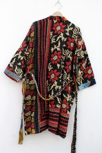 Recién llegado, chaqueta Kantha de algodón indio, chaqueta de edredón Kantha Vintage, Kimono largo clásico con cinturón y chaqueta de mujer de cuello grande - Product Image 3