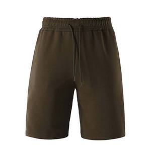 Shorts slim fit pour homme en denim noir, taille mi-haute, ourlet nettoyé, coupe classique, style estival quotidien, streetwear, look smart casual - Product Image 4