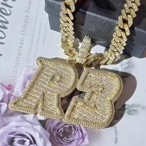 จี้เพชรโมอิสซาไนต์สไตล์ฮิปฮอปขายส่ง ความใสระดับ VVS ระยิบระยับสวยงาม ตัวเรือนเงินแท้ 925 เครื่องประดับแบบ Iced สำหรับทุกเพศ ใส่ได้ทุกวัน - Product Image 3
