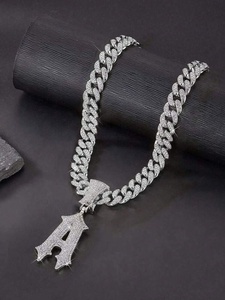 Collier chaîne cubaine en argent 925 plaqué or 14 carats pour homme avec pendentif lettre A en moissanite, style hip-hop, pour usage quotidien - Product Image 1